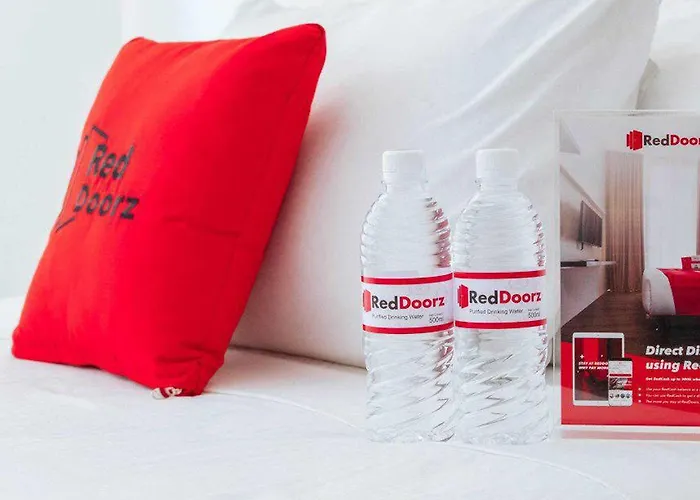 Reddoorz Near Baclay Drive Super Metro Herberg 3*