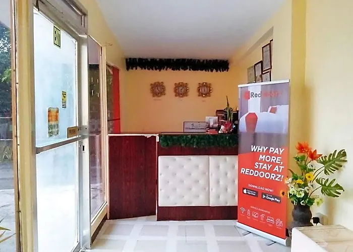 Reddoorz Near Baclay Drive Super Metro Herberg 3*